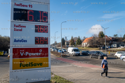 Od wtorku na stacjach paliw w całej Polsce obowiązują...