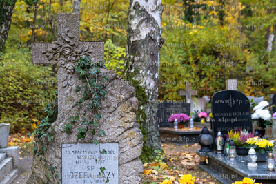 Dzień Wszystkich Świętych na Cmentarzu Srebrzysko....