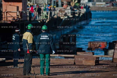 Stocznia Gdansk. Pochylnia B1. Wodowanie promu pasazersko-samochodowego...