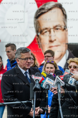 Gdansk. Targ Weglowy. Konferencja Prezydenta Bronislawa...