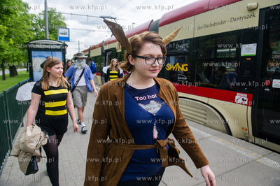 Gdansk. Muzyczny Flash Mob w tramwaju linii 6, zorganizowany...