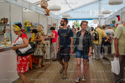 Plac Przyjaciol Sopotu. Festiwal Literacki Sopot. Targi...