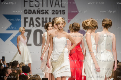 Miedzynarodowe Targi Gdanskie Amber Expo. Hoop Likes...
