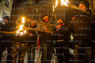 Gdansk. Dlugi Targ. Manifestacja przeciwko przyjmowaniu...