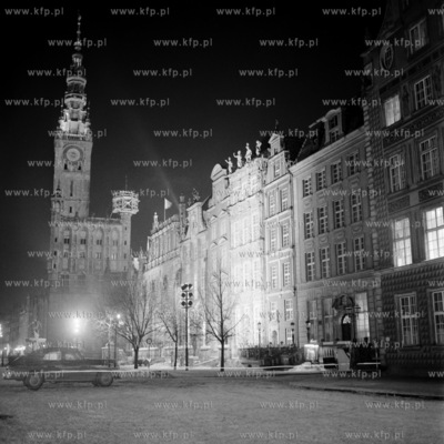 Długi Targ nocą. (lata60). 1961 0007888z Fot. Zbigniew...