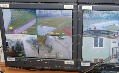 Monitoring w Rumi. W Komisariacie Policji w Rumi zainstalowano...