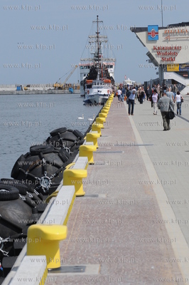 Zakonczono  I etap przebudowy Nabrzeza Pomorskiego...