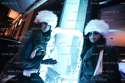 Otwarcie Ice Baru w Cafe Ferber przy ulicy Bohaterow...