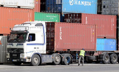 Gdynia. Baltycki Terminal Kontenerowy. 24.03.2011
fot....