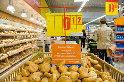 Gdansk Szadolki.. Otwarcie nowego centrum handlowego...
