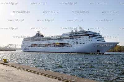Do gdynskiego portu zawinal MSC LIRYCA - pierwszy w...