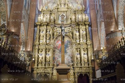 Z powodu pandemii koronawirusa wierni nie mogą uczestniczyć...