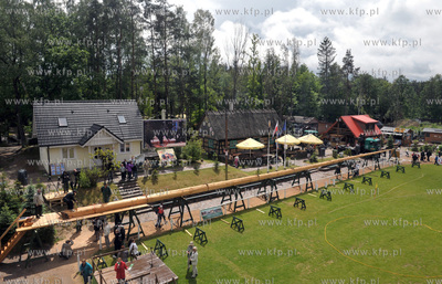 Szymbark na Kaszubach. W Centrum Edukacji i Promocji...