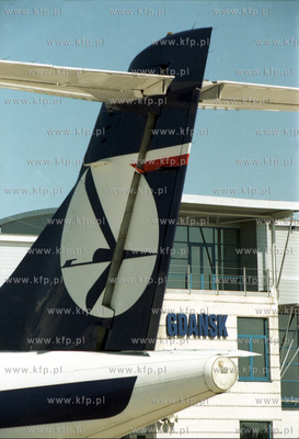 Samolot ATR-72 Polskich Lini Lotniczych LOT na lotnisku...