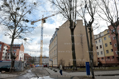 Budowa budynku mieszkalnego, apartamentowca pomiedzy...