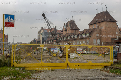 Gdańsk. Budowa Gdańskiego Teatru Szekspirowskiego...