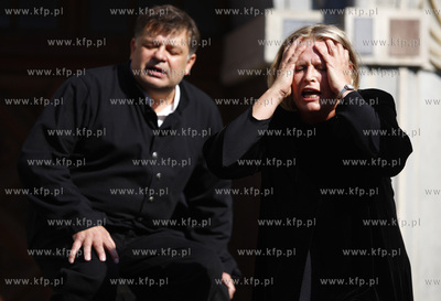 Gdansk. Dlugi Targ. Happening pt Aktorzy Przyjechali...