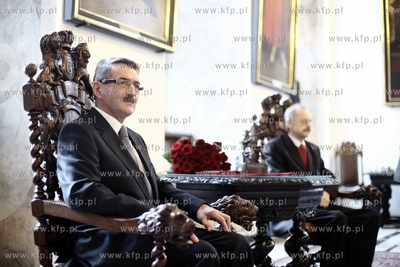 Ratusz Glowny Starego Miasta. Nagrody Naukowe Miasta...