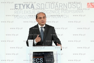 Gdansk. Dwor Artusa. Wyklad Guya Sormana i uroczystosc...