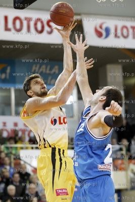 Hala 100 - lecia Sopotu. Tauron Basket Liga. Trefl...