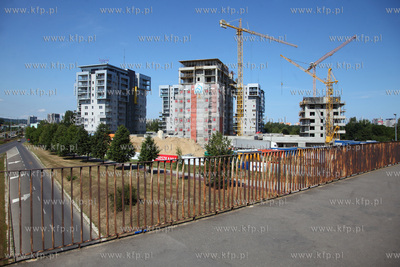 Zespol wiezowcow CityPark na gdanskiej Zaspie. 07.08.2014...