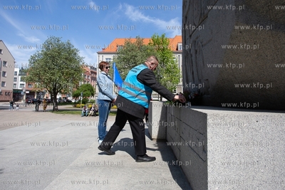 Gdańsk. Pierwszomajowy pochód  zorganizowany przez...