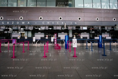 Gdańsk, Port Lotniczy im. Lecha Wałęsy. Z powodu...