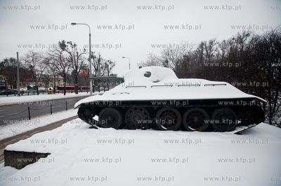 Gdansk. Park Stefensa wzdluz Al. Zwyciestwa.
20.03.2013
fot....