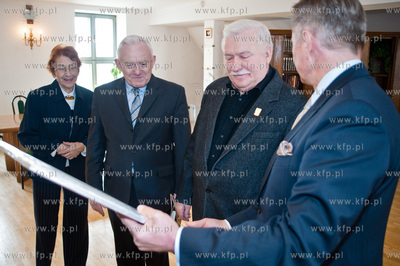 Gdansk. Biuro Lecha Walesy. Spotkanie Leszka Millera...