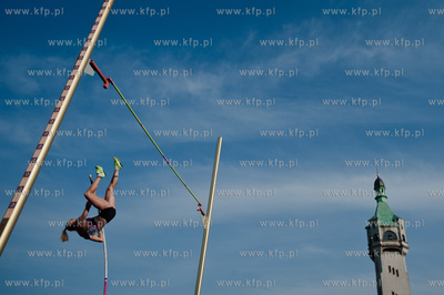 Sopot. 26 edycja turnieju Tyczka na Molo.
30.05.2013
fot....