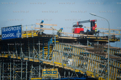 Gdansk. Budowa wiaduktu na ul. Slowackiego, bedacego...