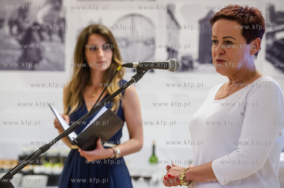 Gdansk. Wyspa Wpichrzow. Uruchomienie kola widokowego...