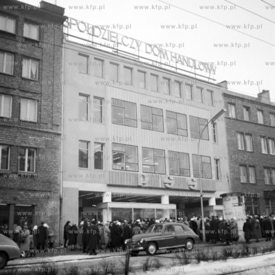 Spoldzielczy Dom Towarowy Sezam na Grunwaldzkiej w...