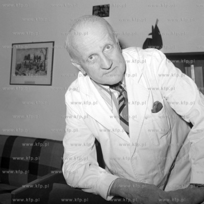 Dr med. Sylwester Gołąbowski, ordynator oddziału...