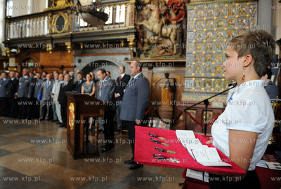 Gdansk. Dwor Artusa. Swieto Policji. Podczas uroczystosci...