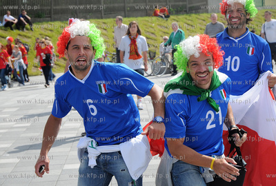 Okolice gdanskiego stadionu przed meczem EURO 2012...