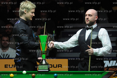 Tuz przed rozpoczeciem finalowego pojedynku PLAYERS...