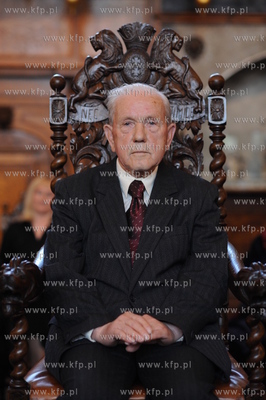 Gdansk, Dwor Artusa. Po raz kolejny wreczono medale...