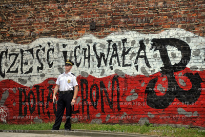 Gdansk. Plac Obronców Poczty Polskiej w Gdansku. Uroczystosci...