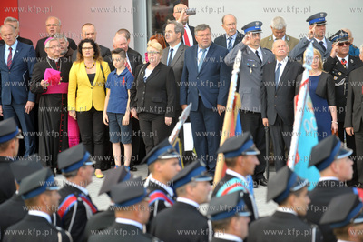 Otwarcie nowej remizy, strażnicy Ochotniczej Straży...