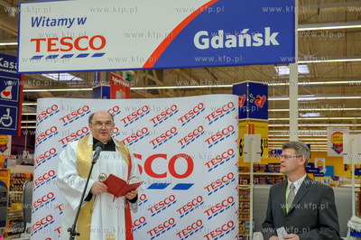 Gdańsk Chełm. Urocztość otwarcia supermarketu Tesco...