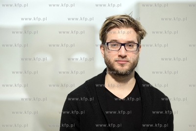 Sopot. Teatr Wybrzeze. Proba medialna sztuki Zycie...