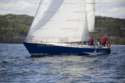 Gdynia.  Regaty o puchary: Komandora JKMW zorganizowane...