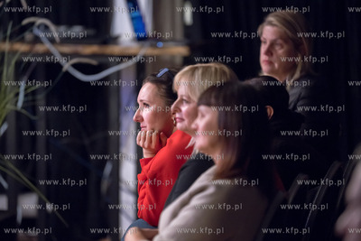 Spotkanie "Wojna obok nas. Historie odwagi, krzywdy,...