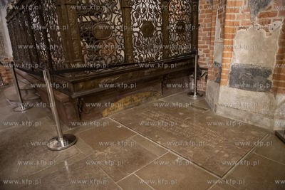 Kościół sw. Jana. Wykład Kto został pochowany...