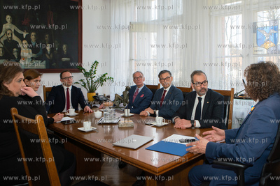 Urząd Miasta Sopotu. Podpisanie porozumienie z Uniwersytetem...