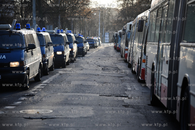 Transport kibicow Ruchu Chorzow, ktorzy przyjechali...