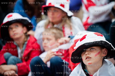 Gdansk. Strefa Kibica na Placu Zebran Ludowych gdzie...