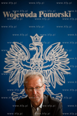 Gdansk. Pomorski Urzad Wojewodzki. Sala Kominkowa....