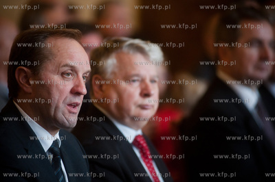 Gdansk. Ratusz Glownego Miasta. Uroczystosc wreczenia...